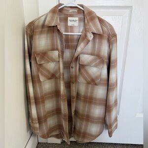 Abercrombie & Fitch Beige and Cream Plaid Oversized Shirt